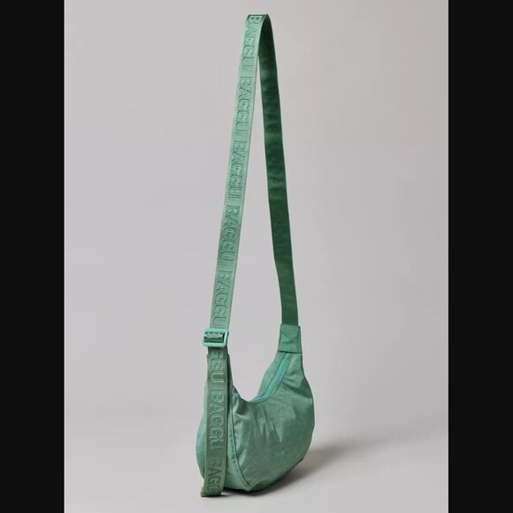 BAGGU Seafoam Small Recycled Nylon Crescent Bag 10.2"l x 3.3"w x 5.5"h - Picture 2 of 4